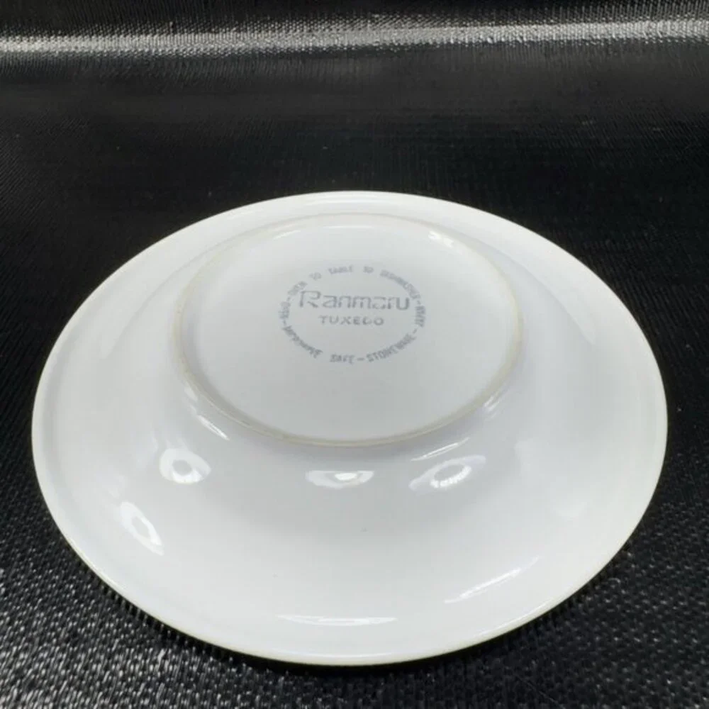 Ranmaru Tuxedo Japan Ceramic Stoneware Black Red White 7.5inch Plate Dish Set 3‎
